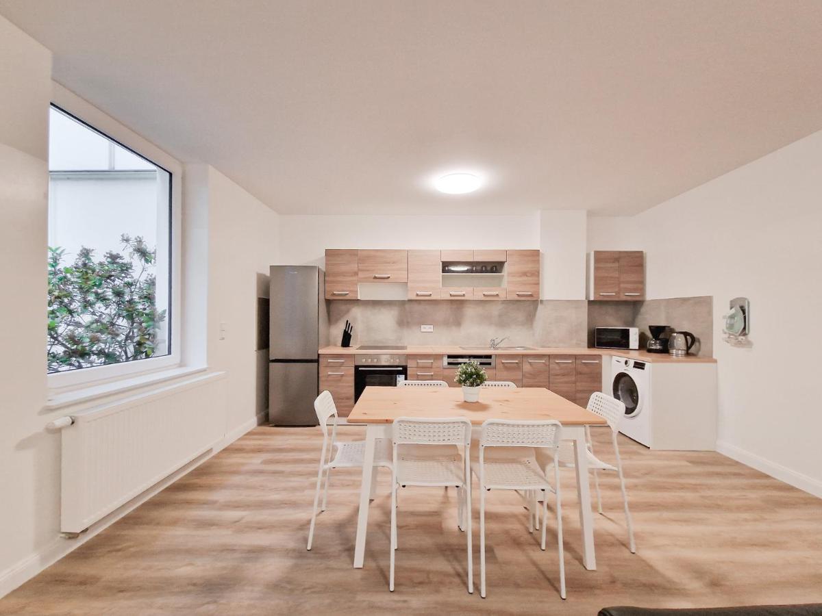 Raj Living - City Apartment With 3 Rooms - 15 Min Messe Dus & 10 Min Old Town Dus Düsseldorf Extérieur photo